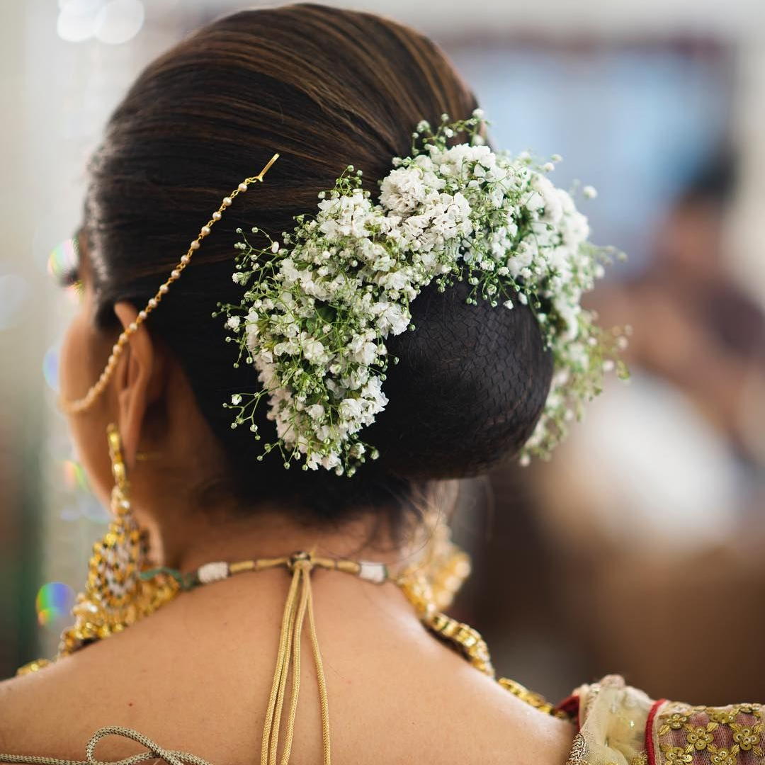 Coloured Baby Breath & Gypsos For Your Bridal Hairstyle Inspiration! |  WedMeGood