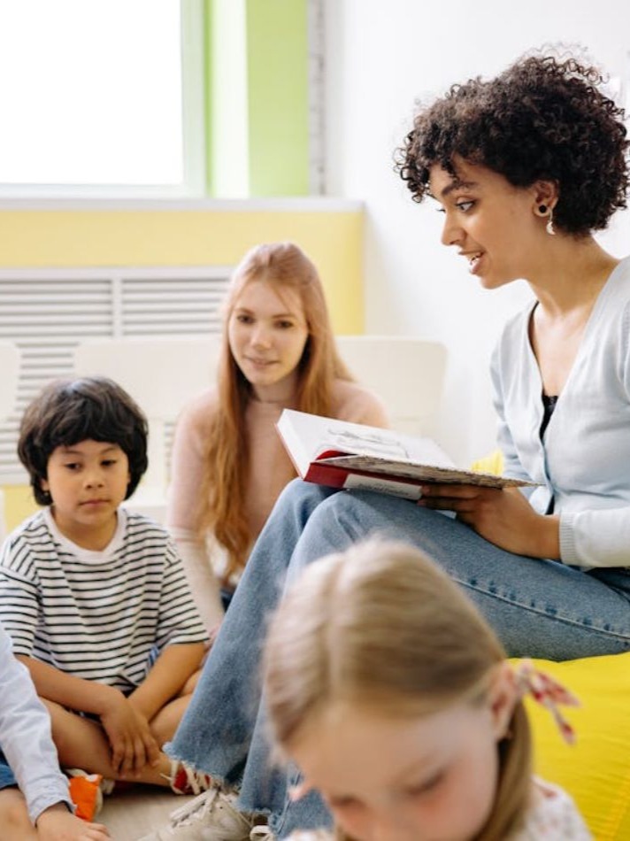 5 Creative Ways To Help Children Build Storytelling Skills