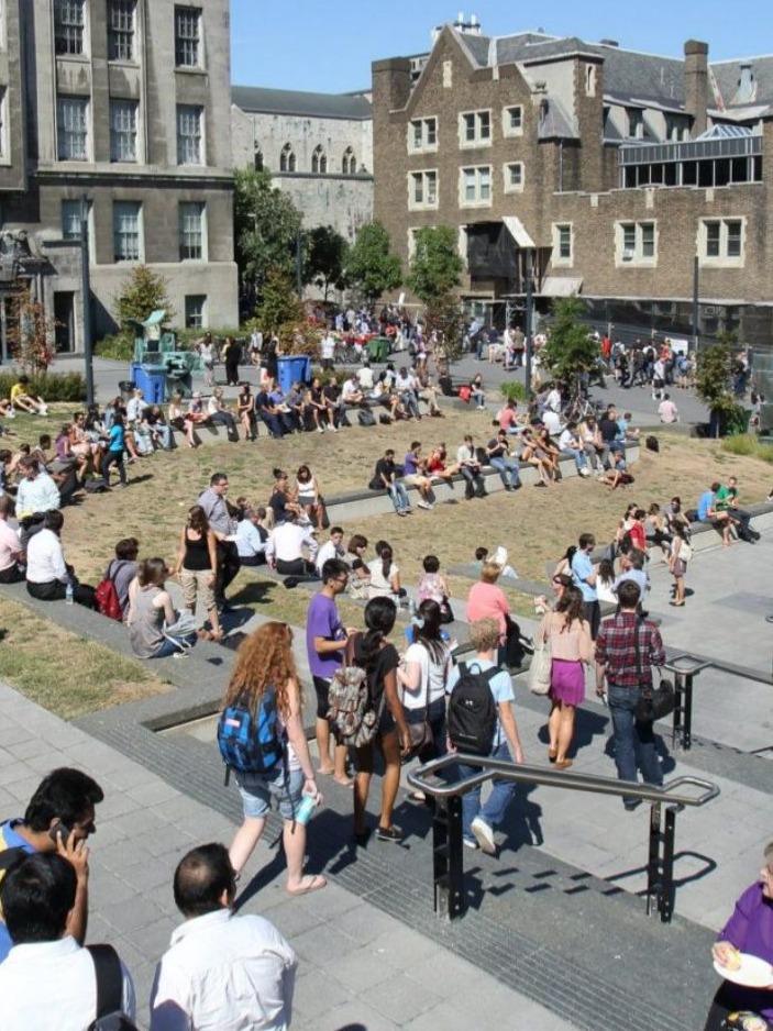 Tips For Applying To Canadian Universities