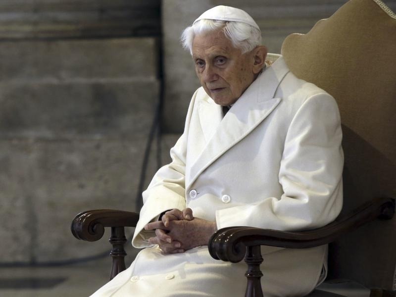 POPE BENEDICT FRENCH visual data 8