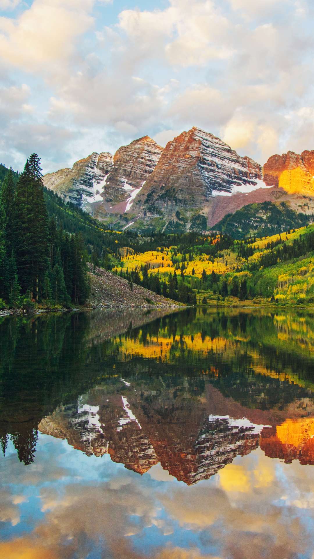 Most Beautiful Lakes In The USA