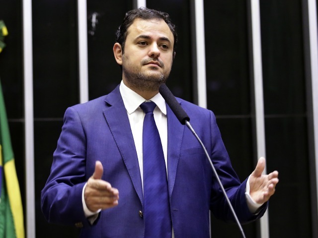 Quem é Glauber Braga