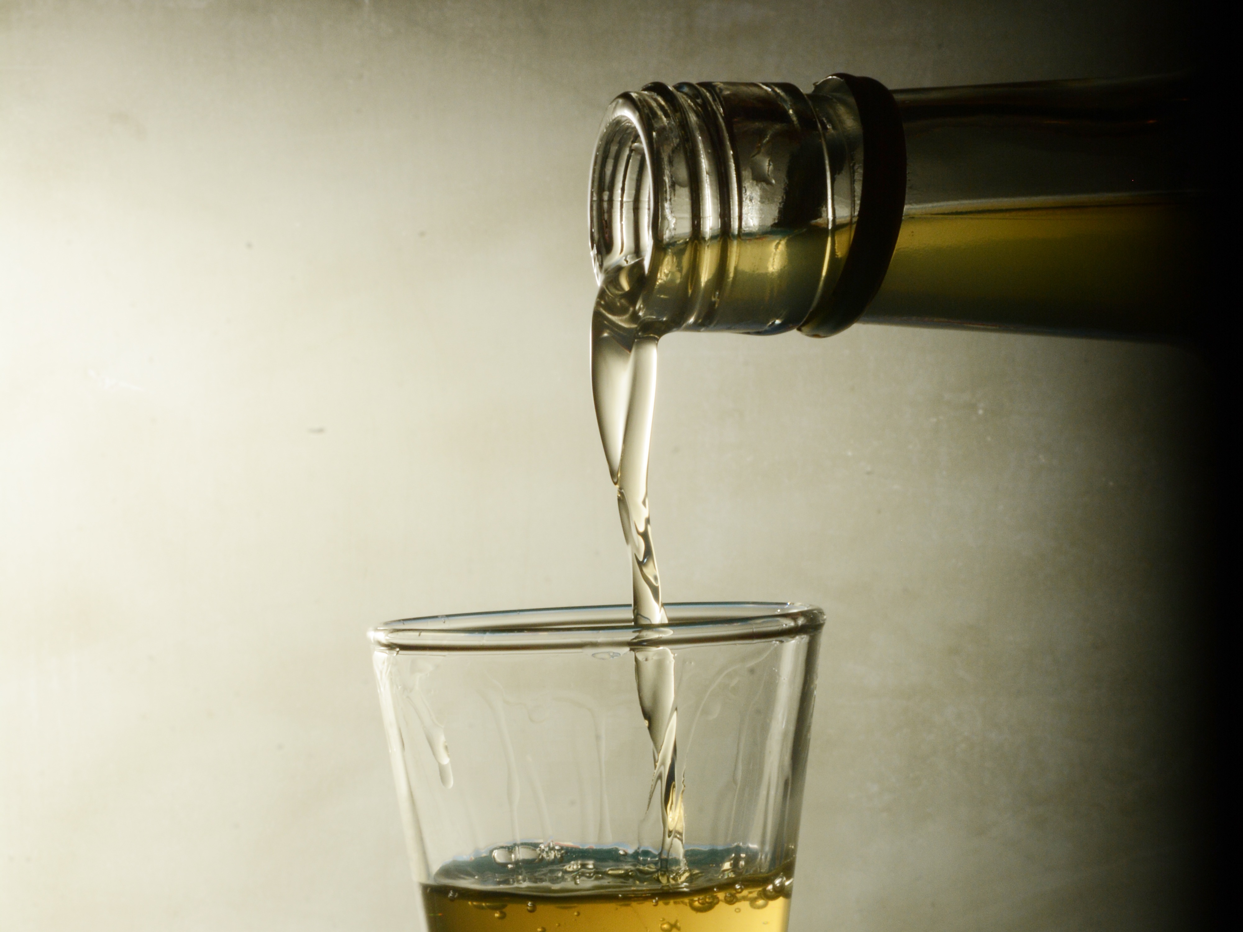 Como é feita a cachaça