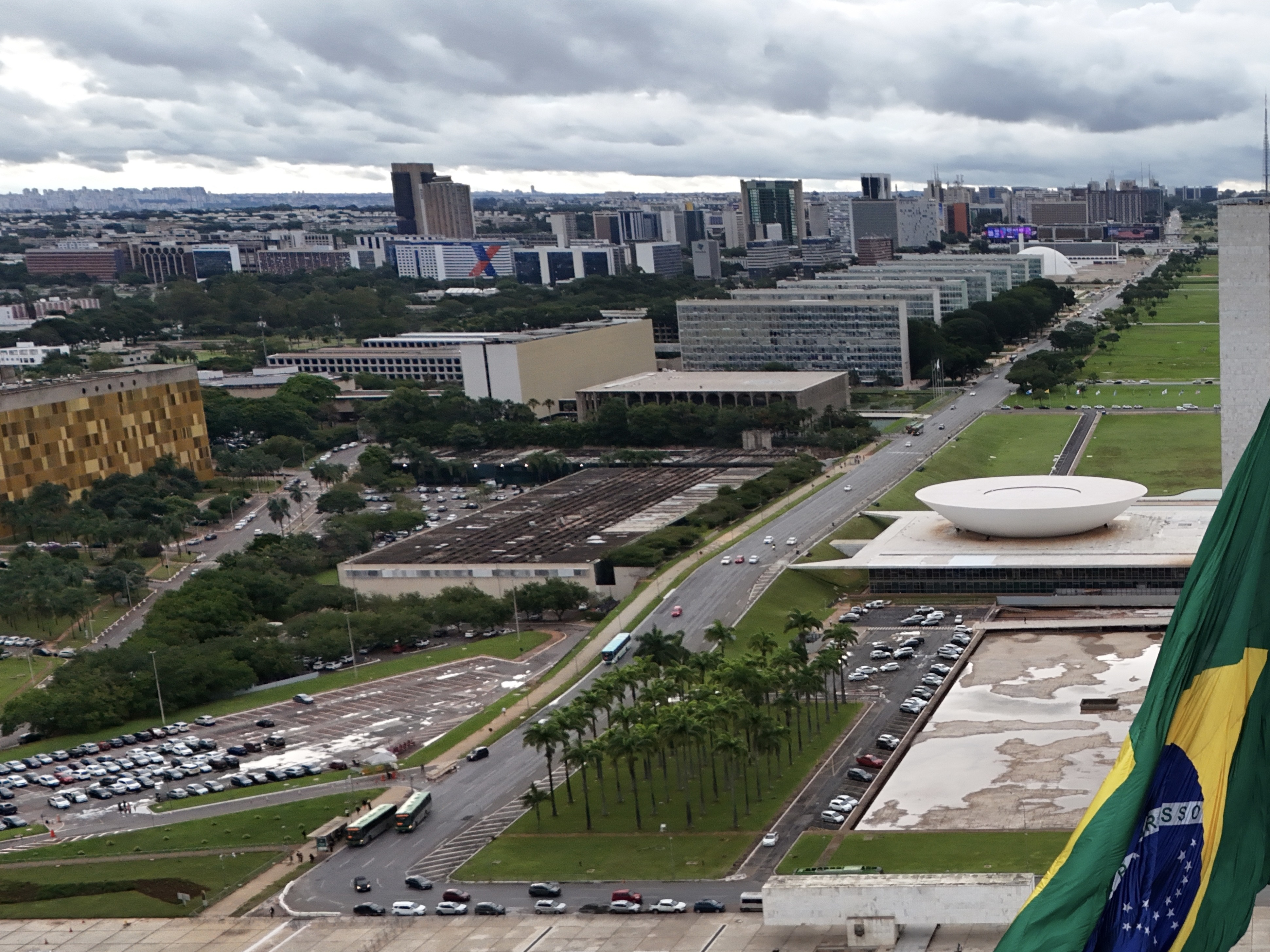 Conheça os cinco períodos da República brasileira
