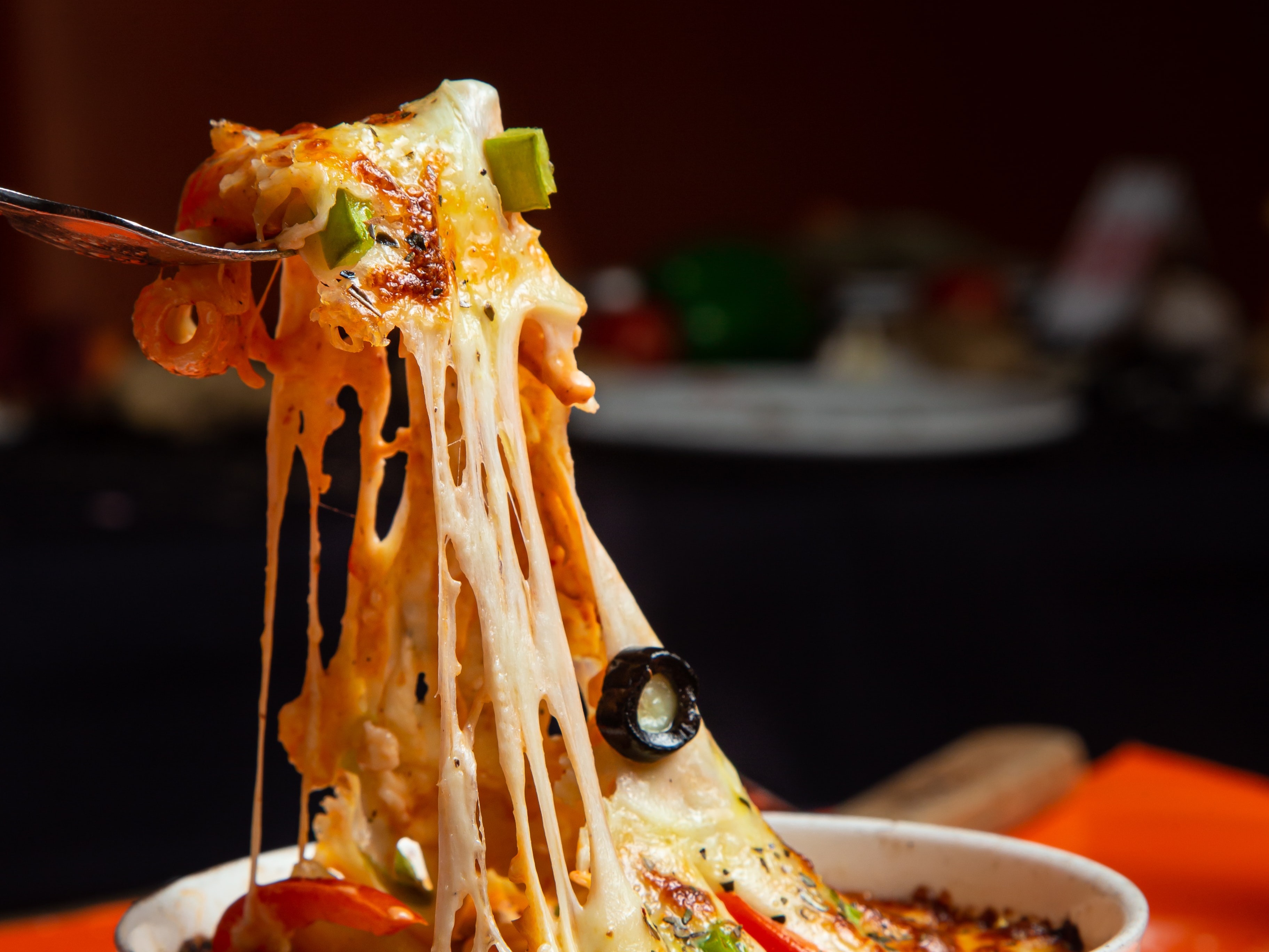 Red sauce vs. White sauce pasta