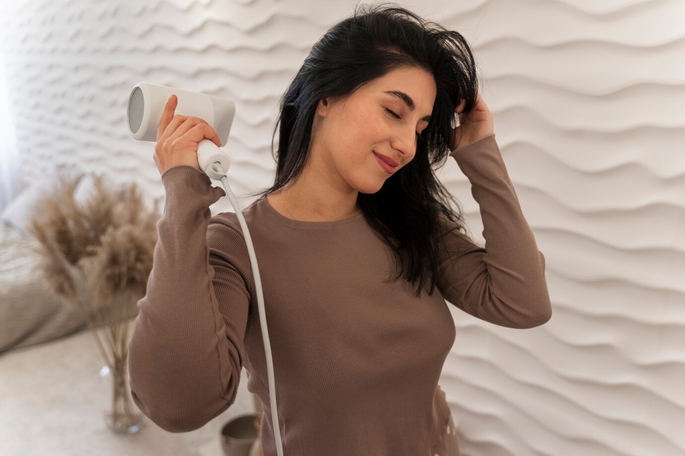 Monsoon Hair Care: Should You Oil Your Hair?